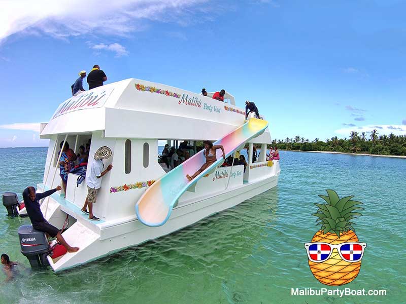 Party boat water slide